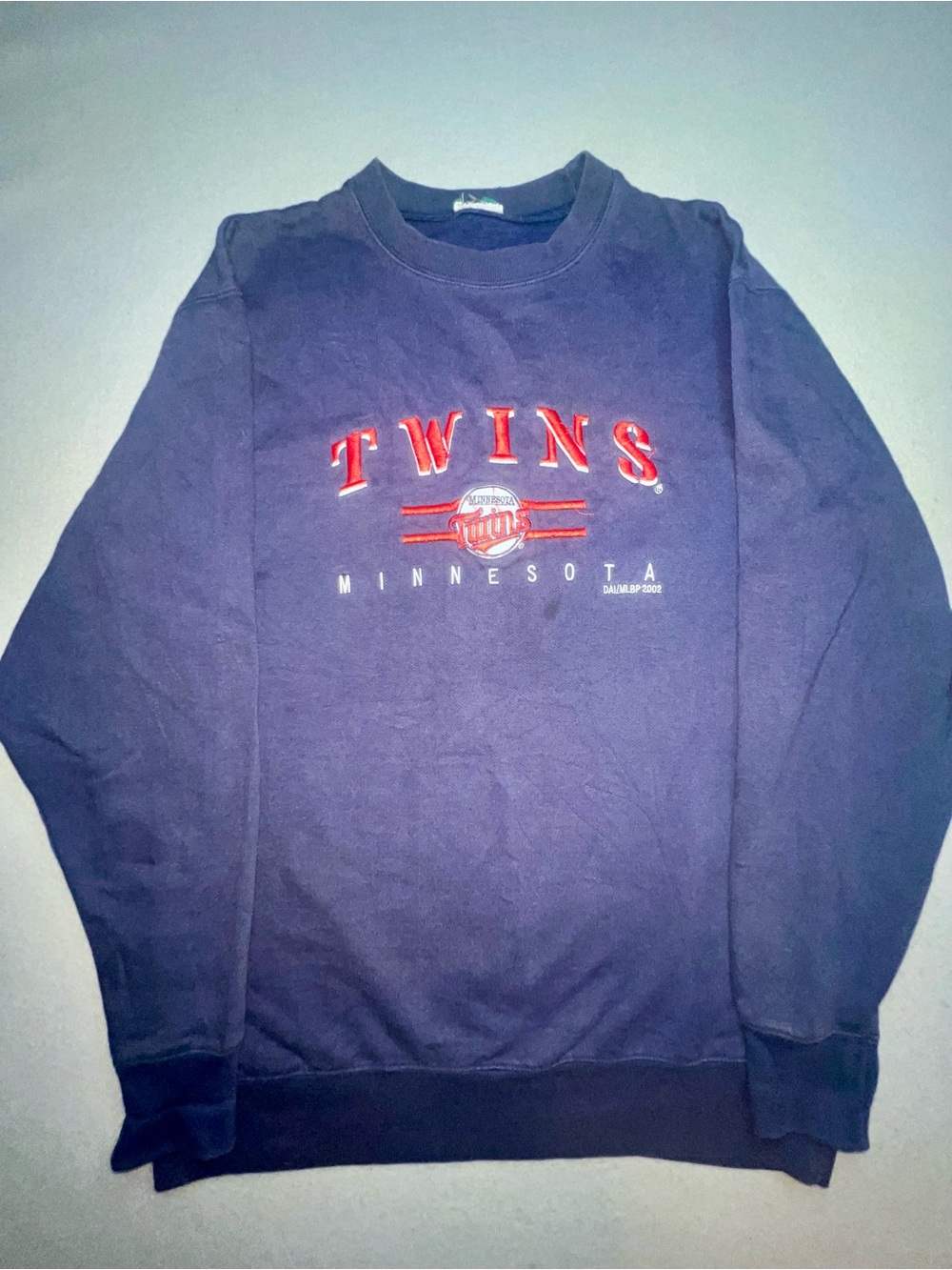 Vintage 2002 Minnesota Twins MLB Embroidered Crewneck Sweatshirt Navy Blue L/XL